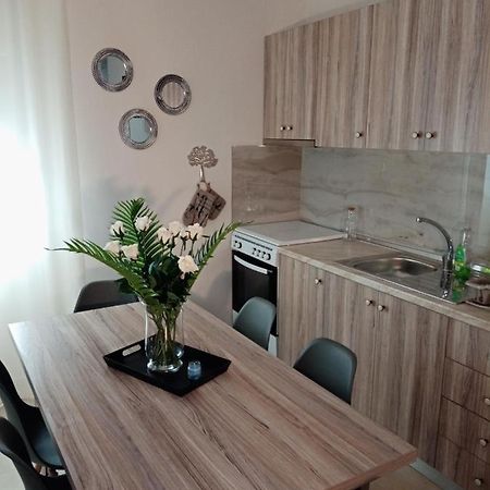 Apartamento Roses 2 Skala Sotiros Exterior foto